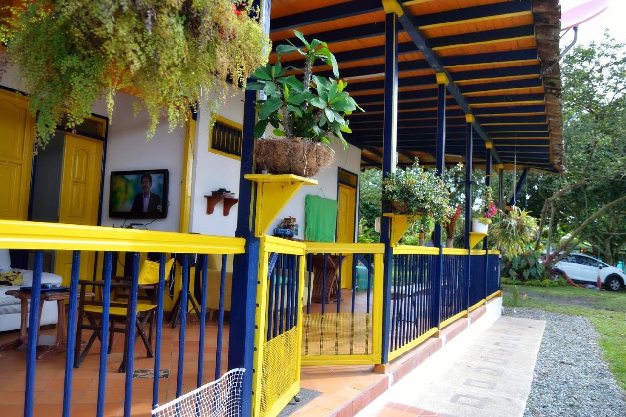 Casa Finca Villa Luz A 800 Mts Del Parque Del Cafe Монтенегро Экстерьер фото